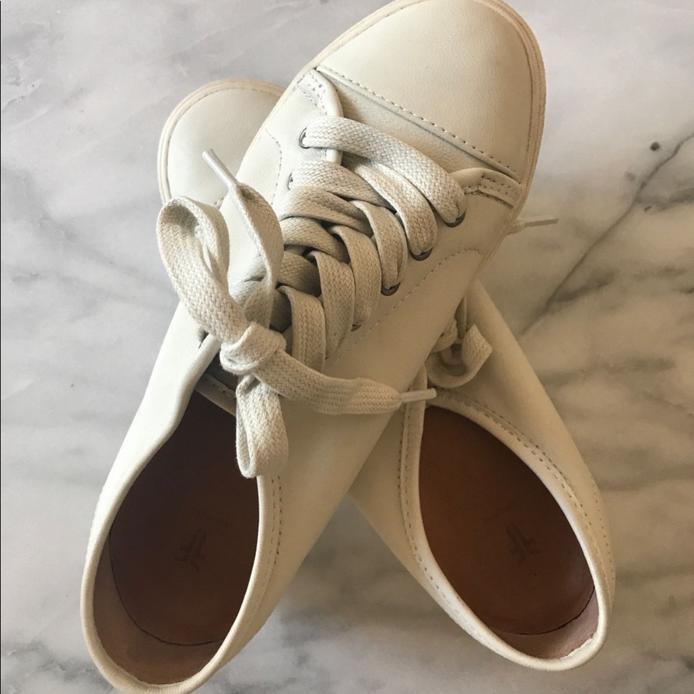 FRYE Sneakers